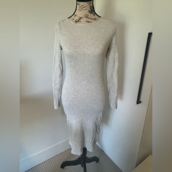 Grey Ribbed Midi Dynamite Dress - Picture 4 of 5